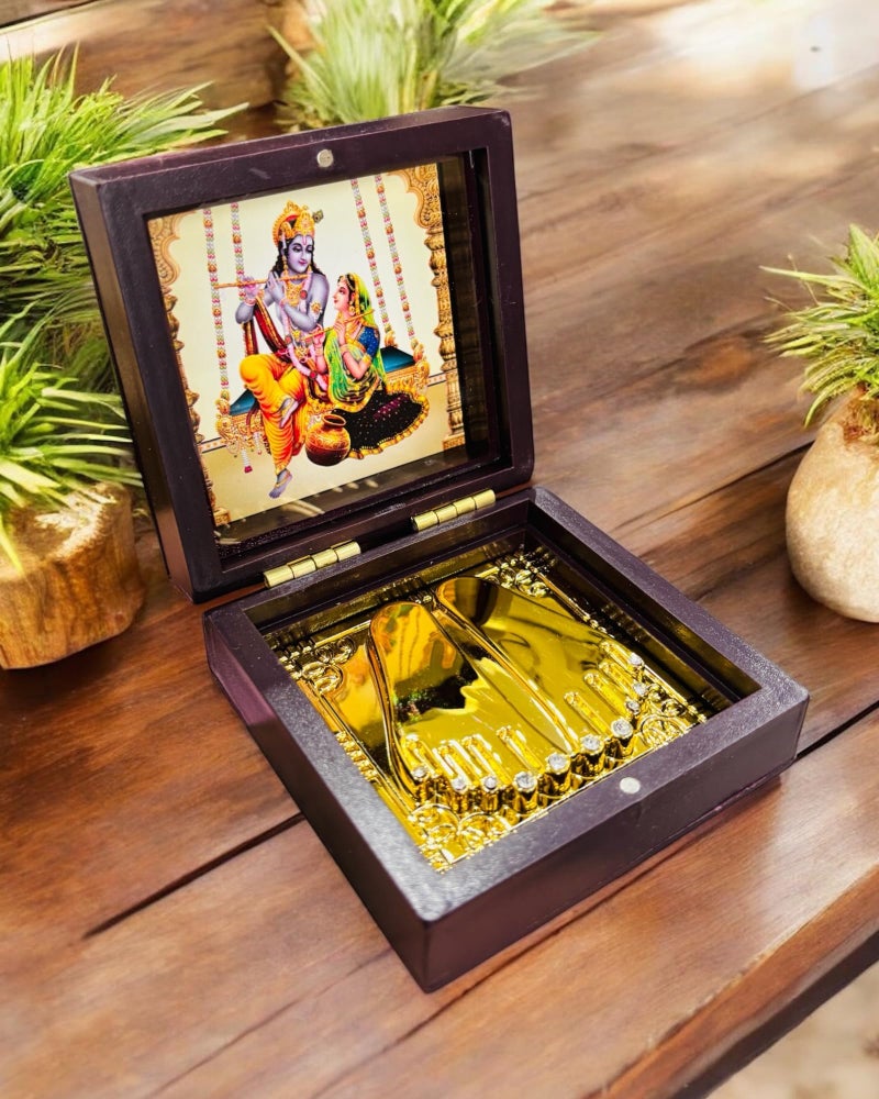 WARMINGO DE Krishan Ji Pocket Temple Charna Paduka Vrindavan Mandir | Gold Plated Box God Idol Bhagwan | Religious Gift for Mom & Dad | Diwali Gift Item | Thakur Ji (Krishan JI) - Image 2