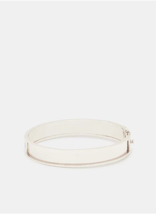 أناكا BANGLE