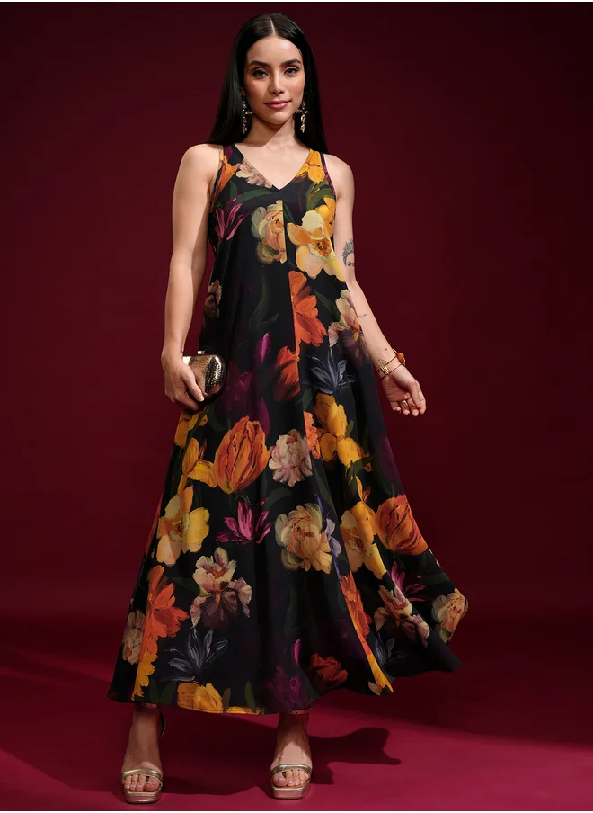 Vishudh Vishudh Women Floral Print V Neck A-Line Maxi Dress