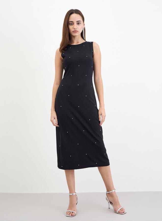 ستايلي فستان ميدي أسود بدون أكمام مزين بالمسامير - Image 3