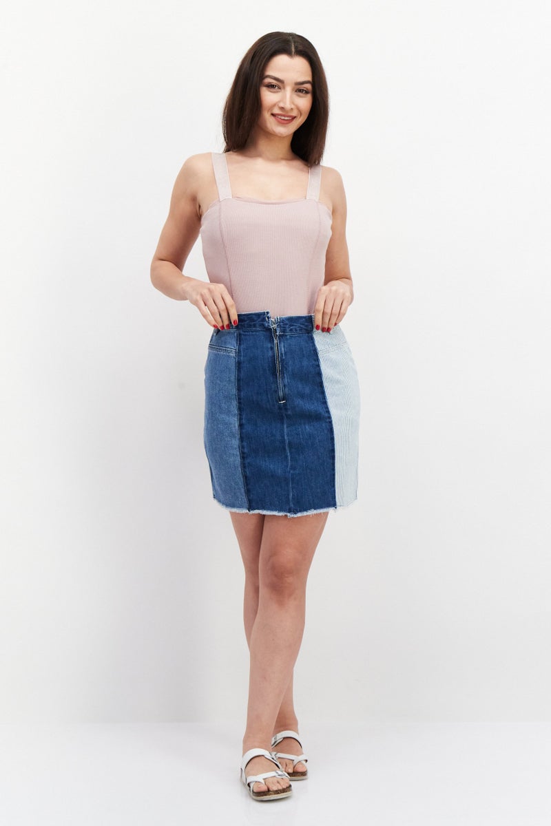 VERO MODA تنورة جينز ميني ملونة للنساء، زرقاء - Image 4