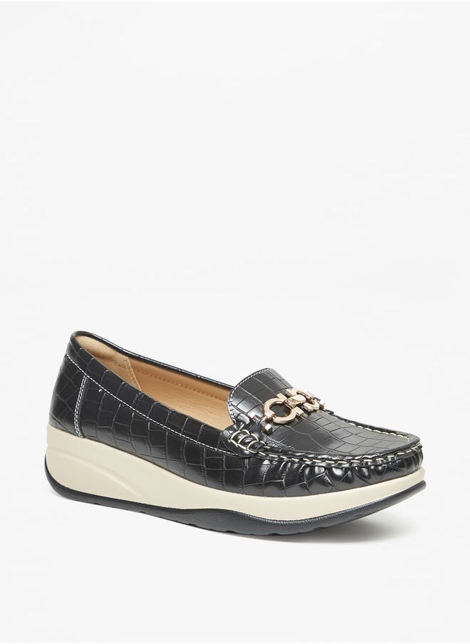 Le Confort Women Textured Slip-On Loafers With Metal Accent Detail  - Image 1