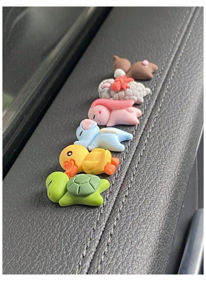 Generic Car interior decoration and ornament consisting of 6 different animals with a cute appearance  - Image 1