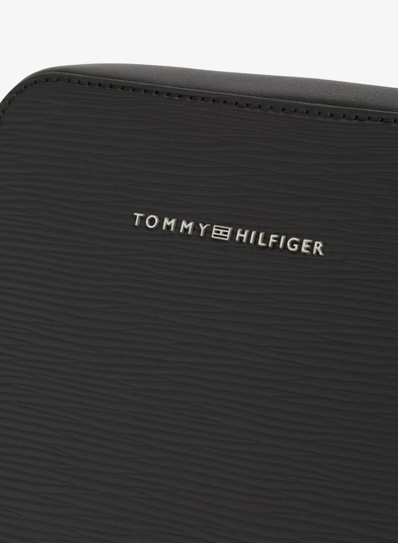 TOMMY HILFIGER TH Business Textured Crossbody Reporter Bag - Image 3