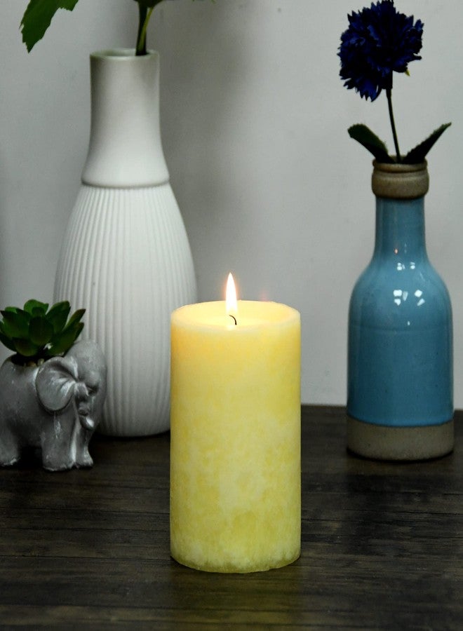 Jeco 3" x 4" Ivory Vanilla Scented Pillar Candle - Image 3