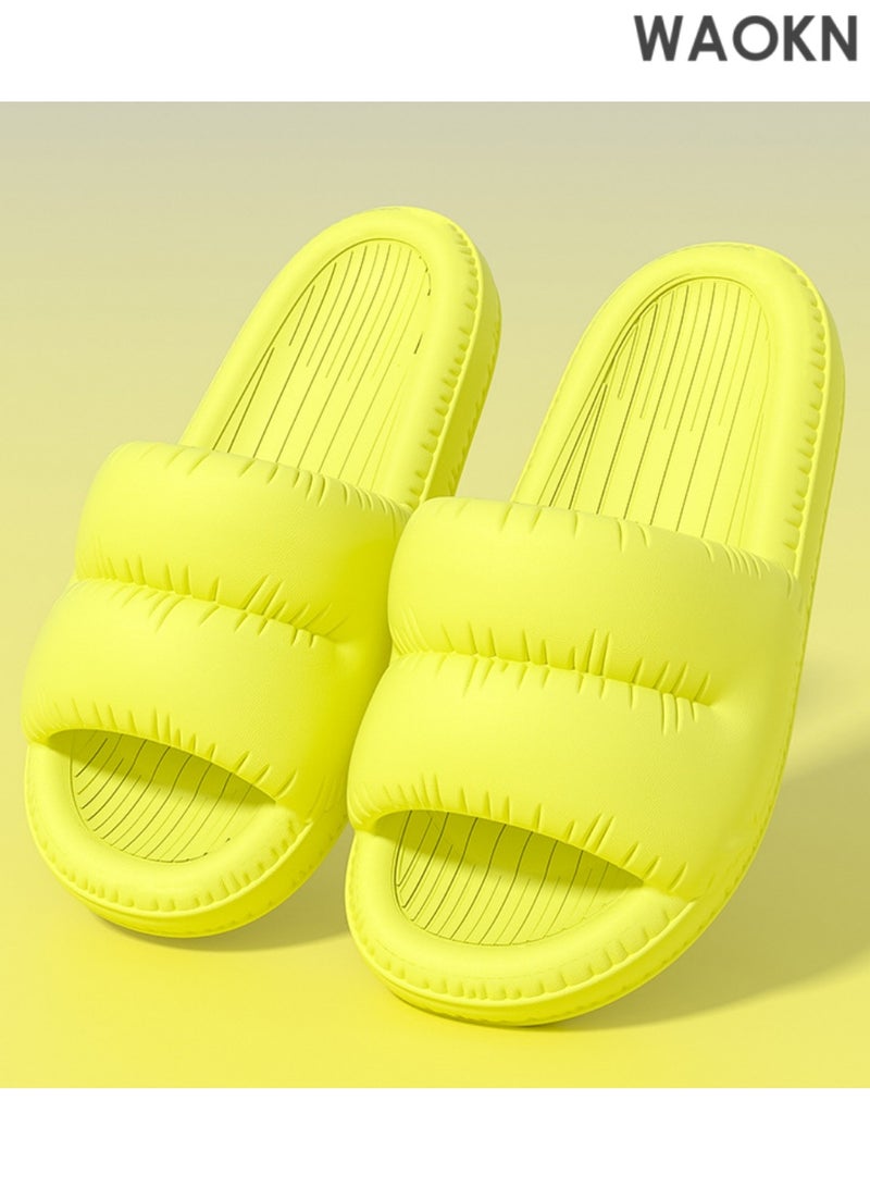 أحذية استحمام للنساء: صنادل وشباشب صيفية مانعة للانزلاق. مثالية كأحذية شاطئية، وشباشب حمام، وأحذية داخلية نسائية بنعل سميك. تصميم مانع للانزلاق يضمن السلامة في المناطق الرطبة. متعددة الاستخدامات للاستحمام، والشاطئ، والحمام، أو للاستخدام الداخلي - تجمع بين الأناقة والعملية في الصيف.