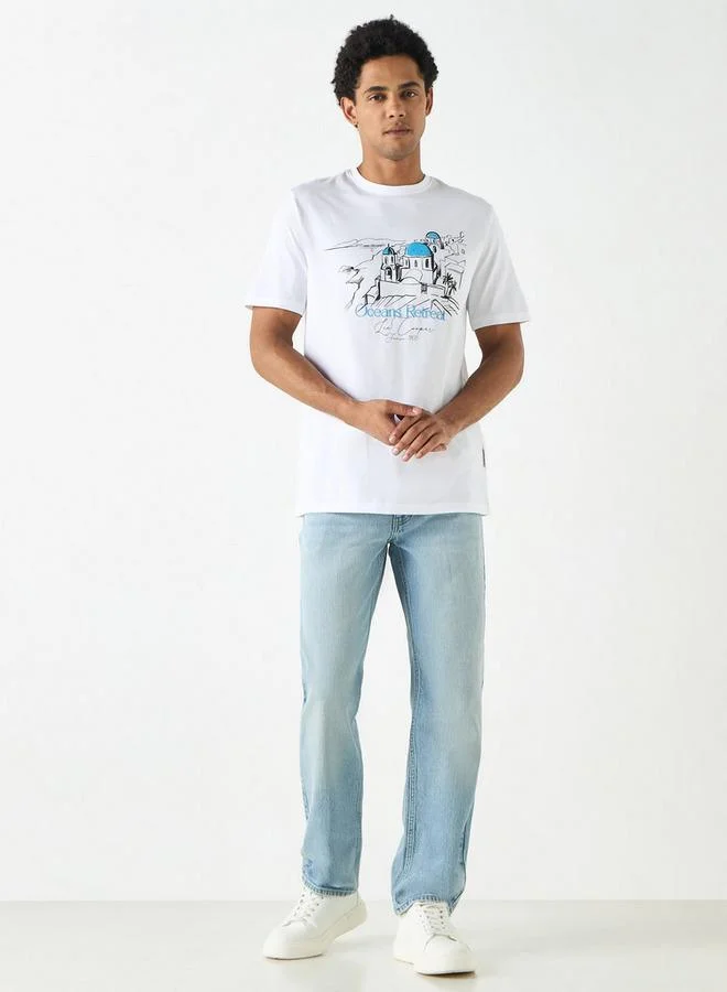 لي كوبر تيشيرت بياقة ضيقة وأكمام قصيرة وطبعات من لي كوبر