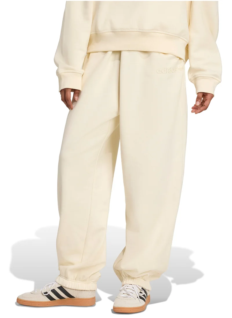 adidas Originals Essential Linear Oversized Joggers