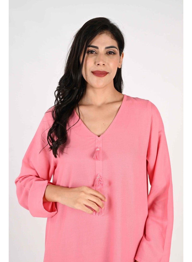 لـيـنـيـل جلابية نسائية من لينيل - قاعدة وردية اللون مع فتحة رقبة على شكل حرف V وتفاصيل شرابة - Image 5