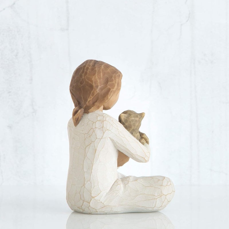 Willow Tree Kindness Girl Figurine - Hand-Painted Resin Sculpture of a Girl Holding a Cat - Image 5