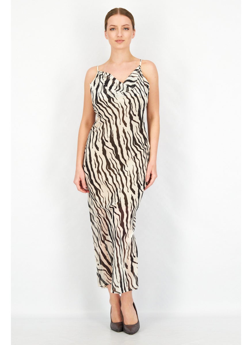 Women Animal Print Maxi Dress, Black - pzsku/ZC149EB701F0F61800136Z/45/_/1728397210/5a01ea4b-ee79-4626-8118-2347fd2bb4ca