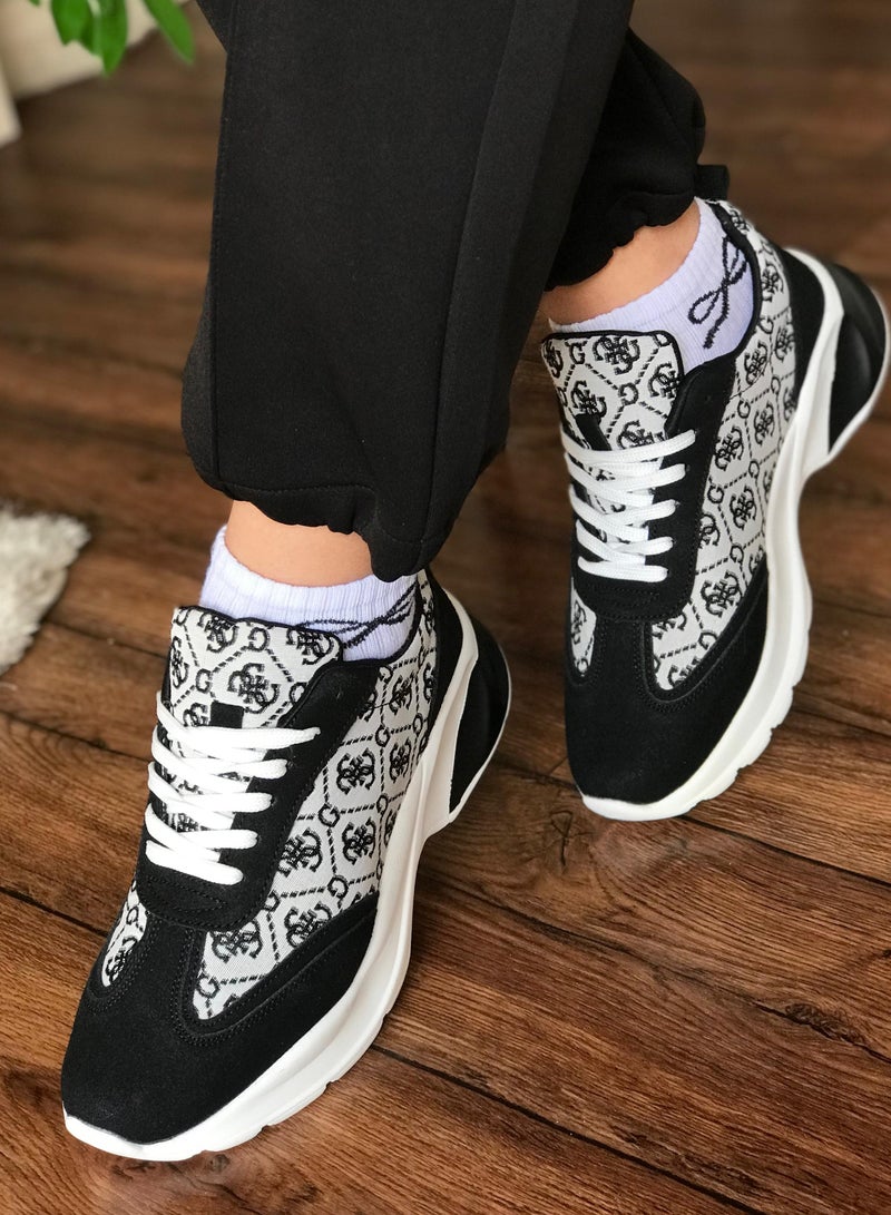 جس حذاء رياضي جس للنساء باللونين الاسود والابيض - Image 3