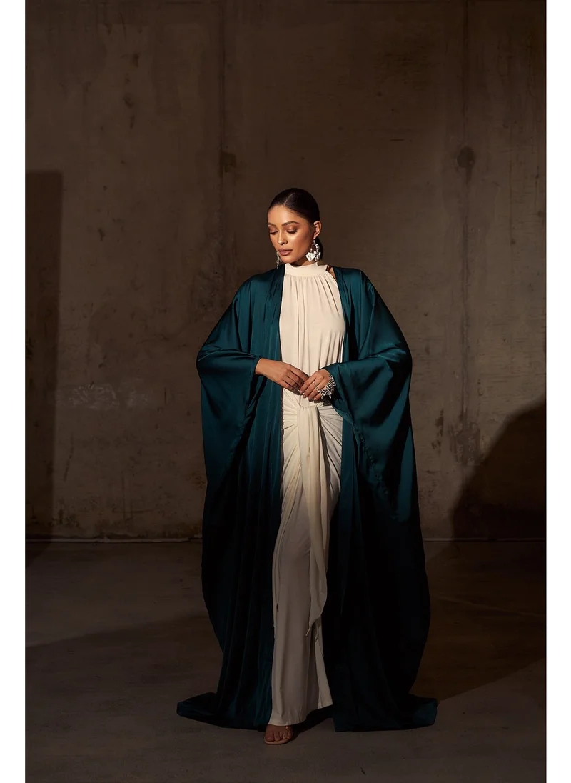 Esmira Usdabaeva Abaya SILK