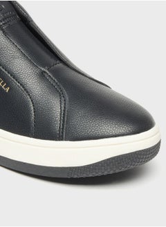 shoexpress Lace Up Low Top Sneakers  - Image 4