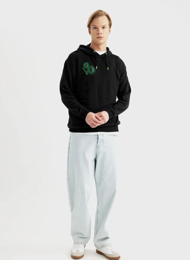 ديفاكتو Man Licensed Rick And Morty Boxy Fit Sweat Shirt