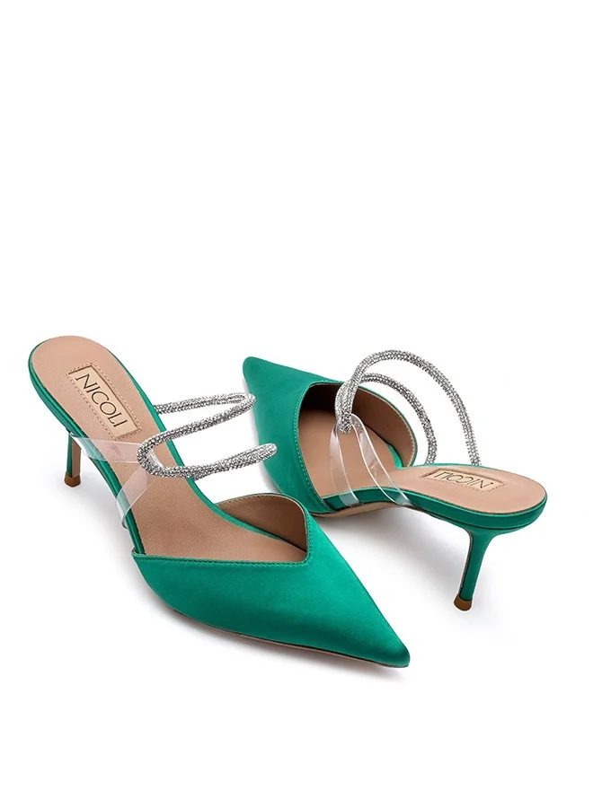 نيكولي سيستين