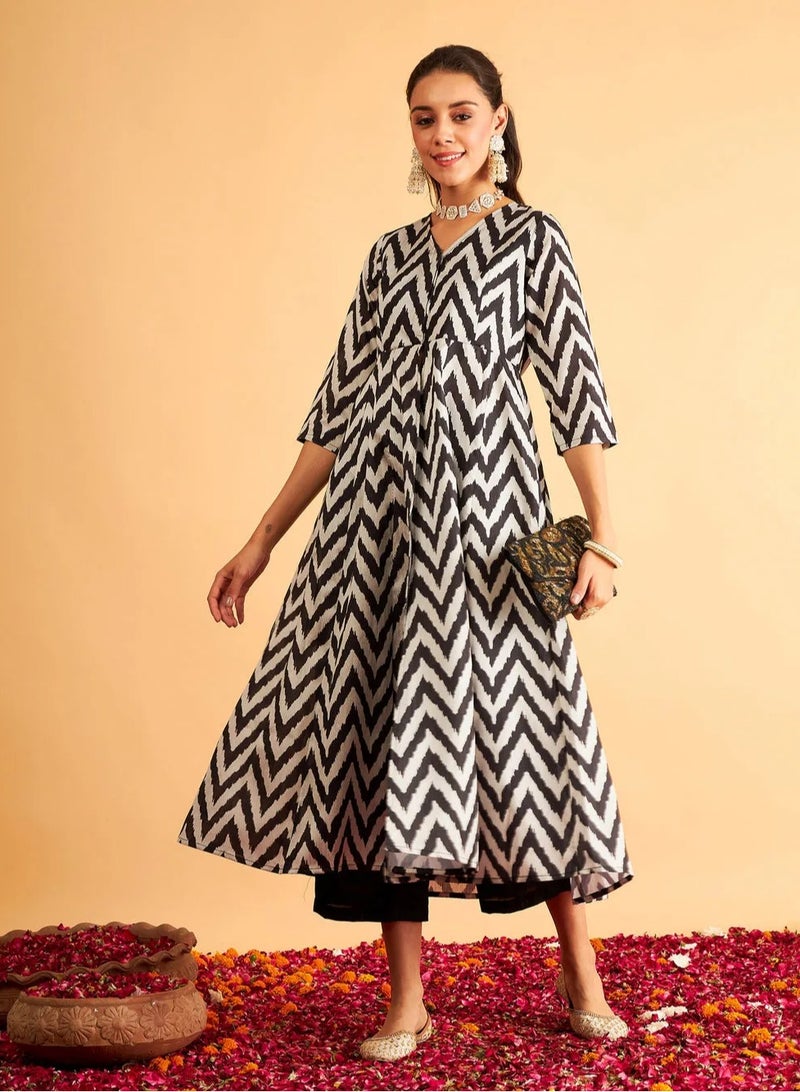 PRASHA Black Ikat Print Kali Kurta