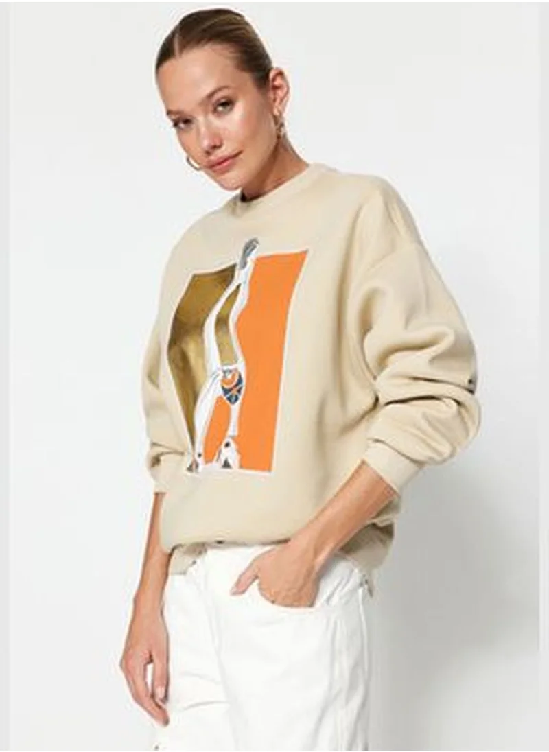 trendyol Stone Foil Printed Thick Fleece Inside Crew Neck Oversized Knitted Sweatshirt TWOAW24SW00132.