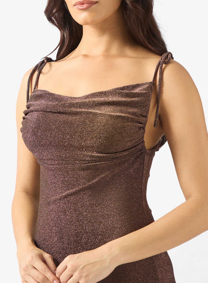 فيرو مودا فستان ماكسي بحمالات وفتحة رقبة مربعة من أورسولا - Image 3