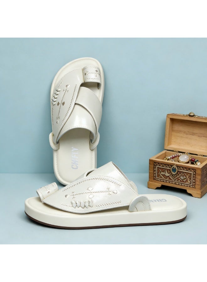 Men's Flat And Comfortable Slippers In The Arabic Style, Casual Slippers That Are Easy To Wear, Hand-Embroidered Slippers With A Unique Design. - Image 2