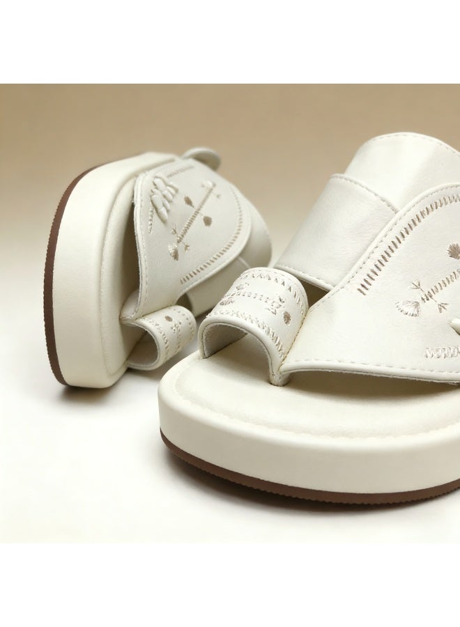 Men's Flat And Comfortable Slippers In The Arabic Style, Casual Slippers That Are Easy To Wear, Hand-Embroidered Slippers With A Unique Design. - Image 4