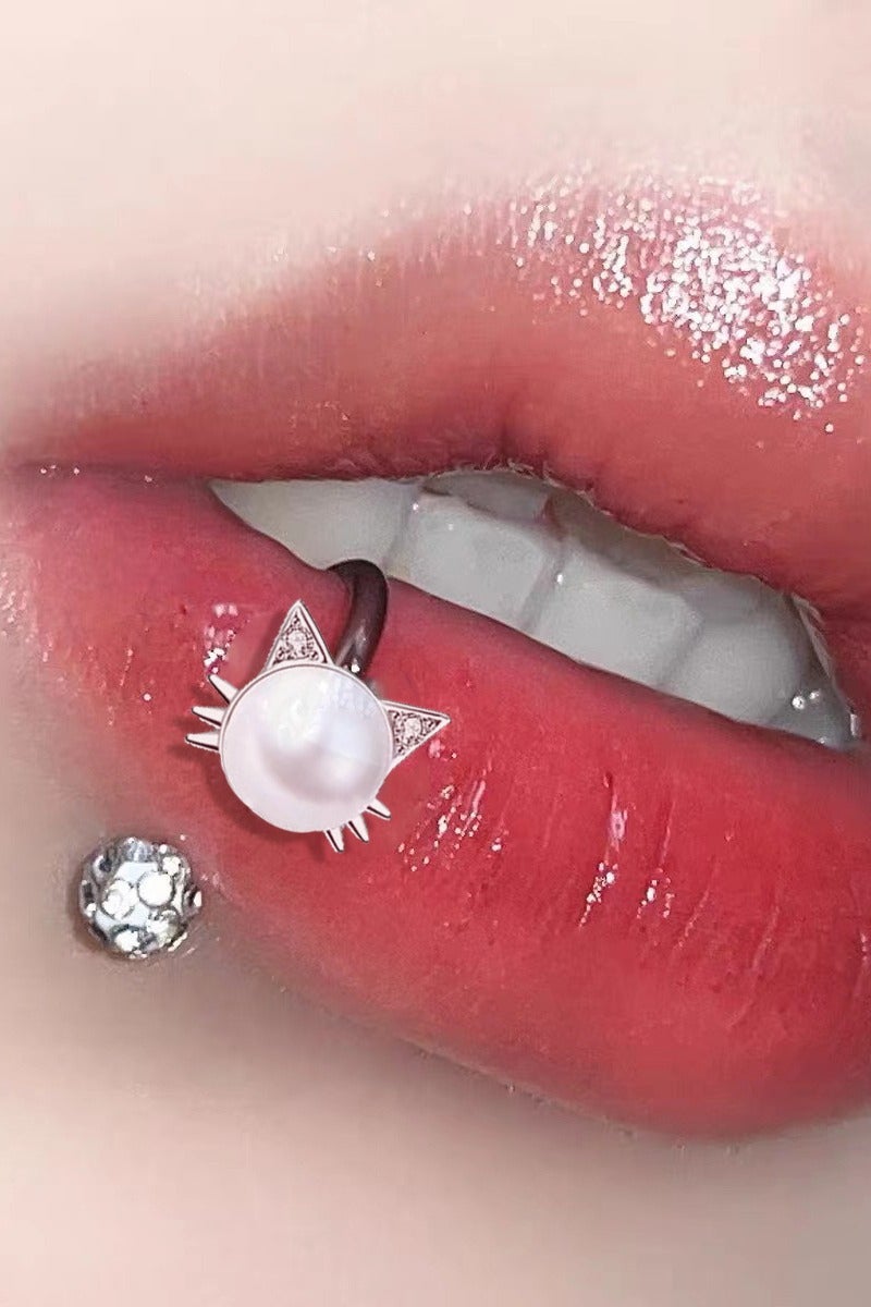 خاتم أنف وشفاه من التيتانيوم على شكل حرف U مرصع بالزركون - مقاوم للحساسية ومثالي للبشرة الحساسة