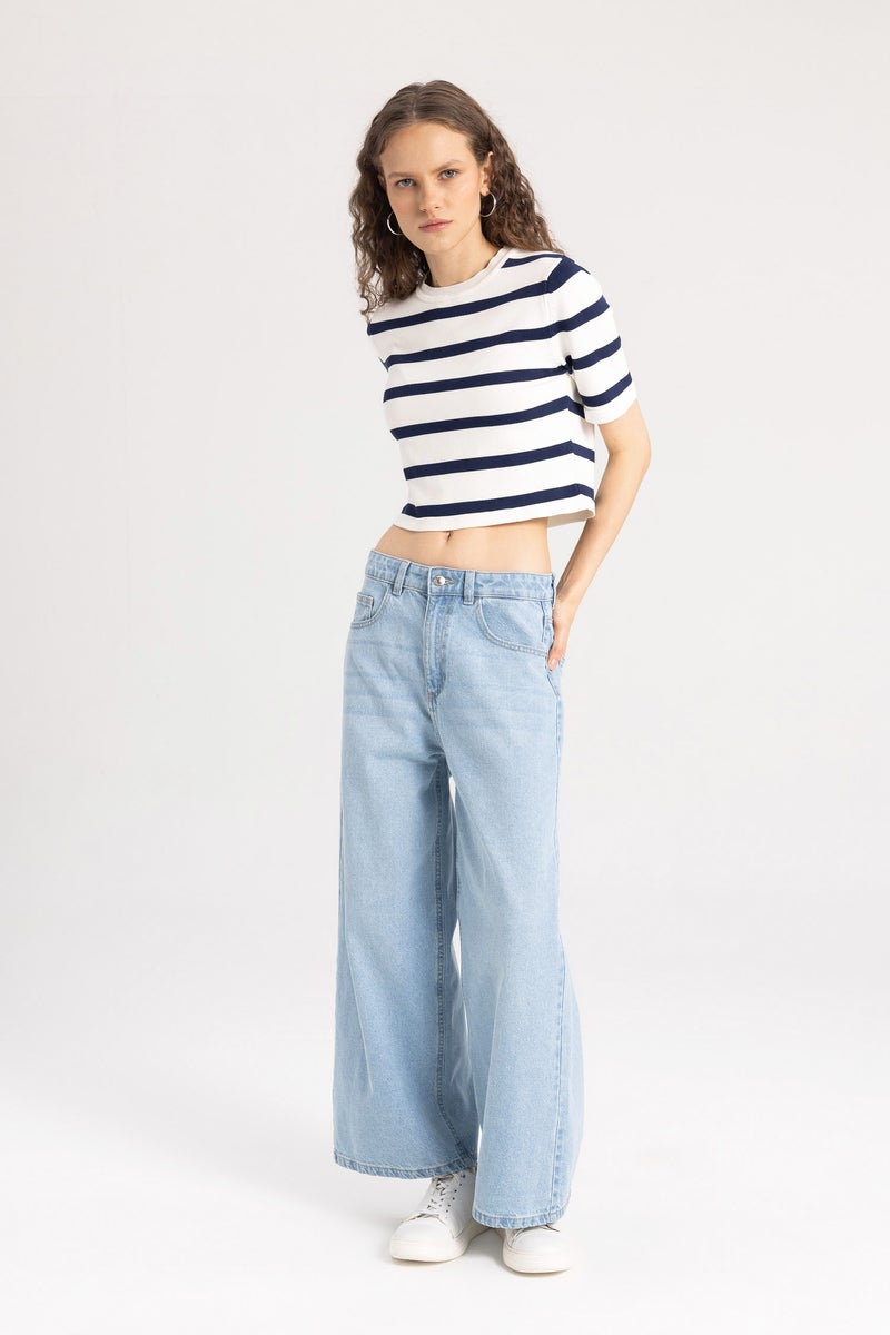 DeFacto Woman Fitted Crew Neck Striped Short Sleeve Pullover - Image 2