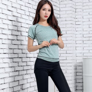 Yoga clothing 5-piece autumn and winter hot sports clothing professional running fitness suit womens coat T-shirt bra Green (short sleeve + trousers) - pzsku/ZC1607F3FC9B685E2C39DZ/45/1746203525/f02e1da4-5b17-48c3-9df6-d5bf4b4f490a
