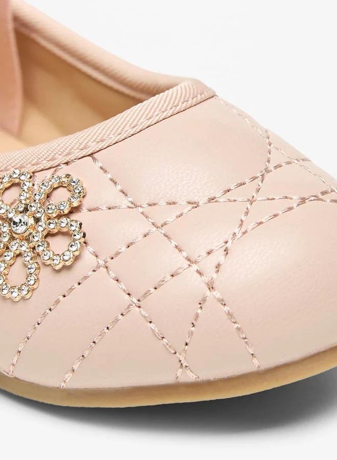 جونيورز Girls Textured Round Toe Ballerinas With Embellished Accent