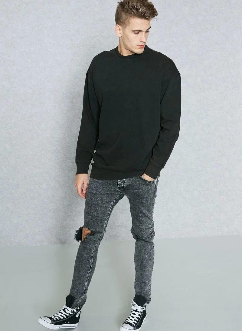 NEW LOOK No Escape back Print Swetashirt