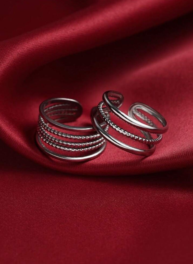 Equal 2Pcs Of Elegant Silver Stainless Steel Rings For Women One Size - Image 1