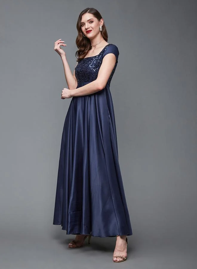 مس تشايس Miss Chase Navy Blue Embellished Maxi Dress