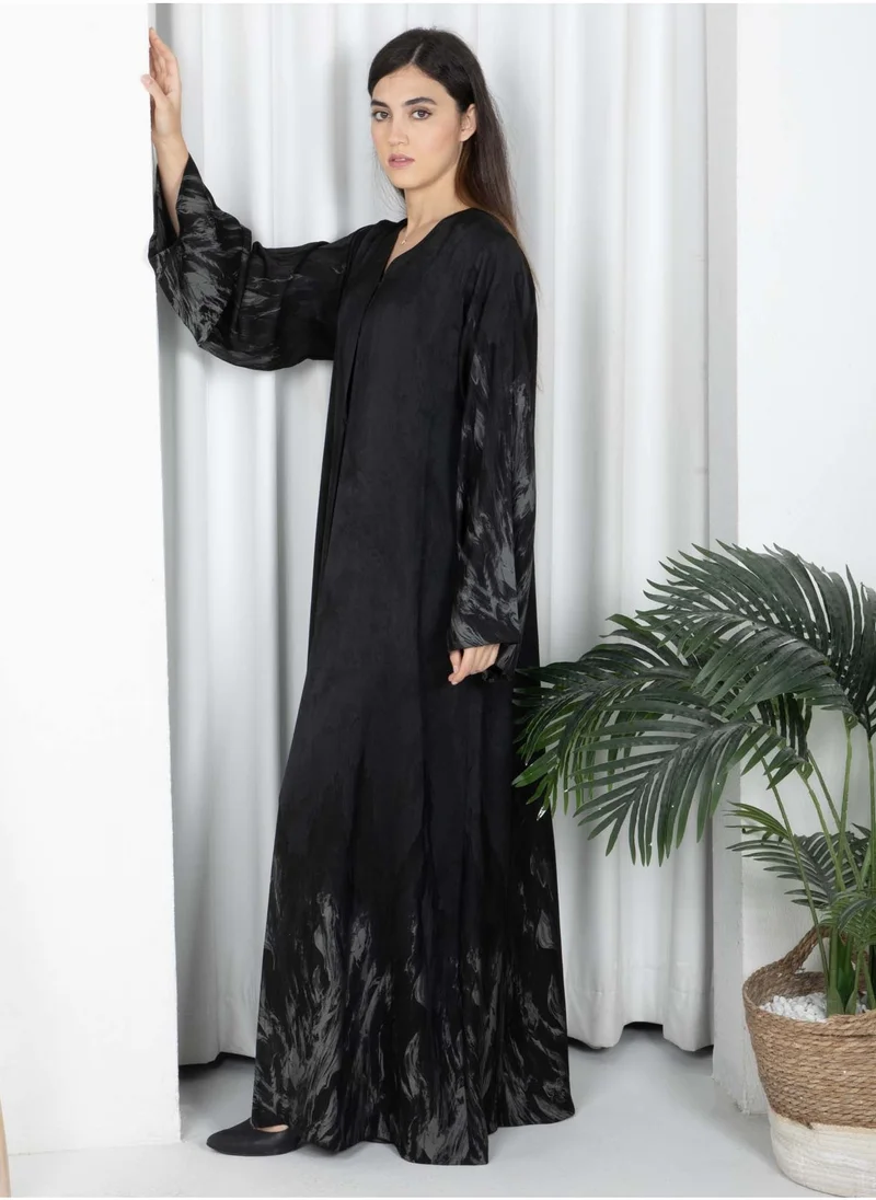 أم سكوير فاشن Black Self-Print Abaya with Sheila