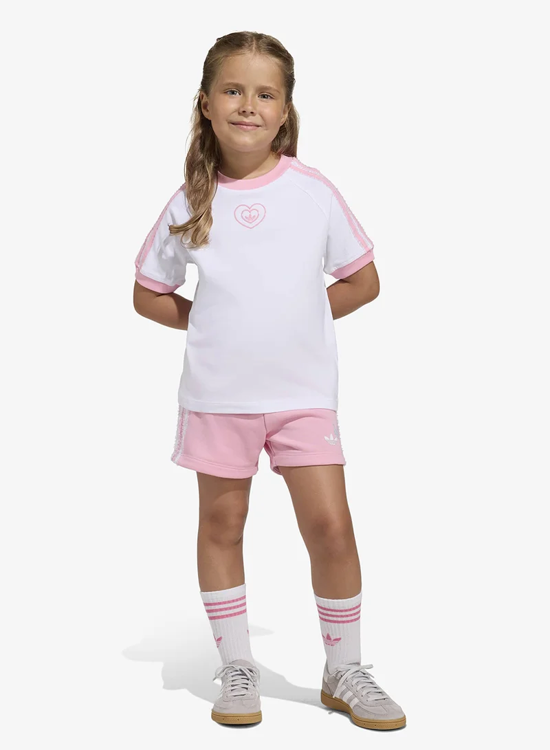 اديداس اوريجينالز طقم تي شيرت وشورت بشعار للأطفال