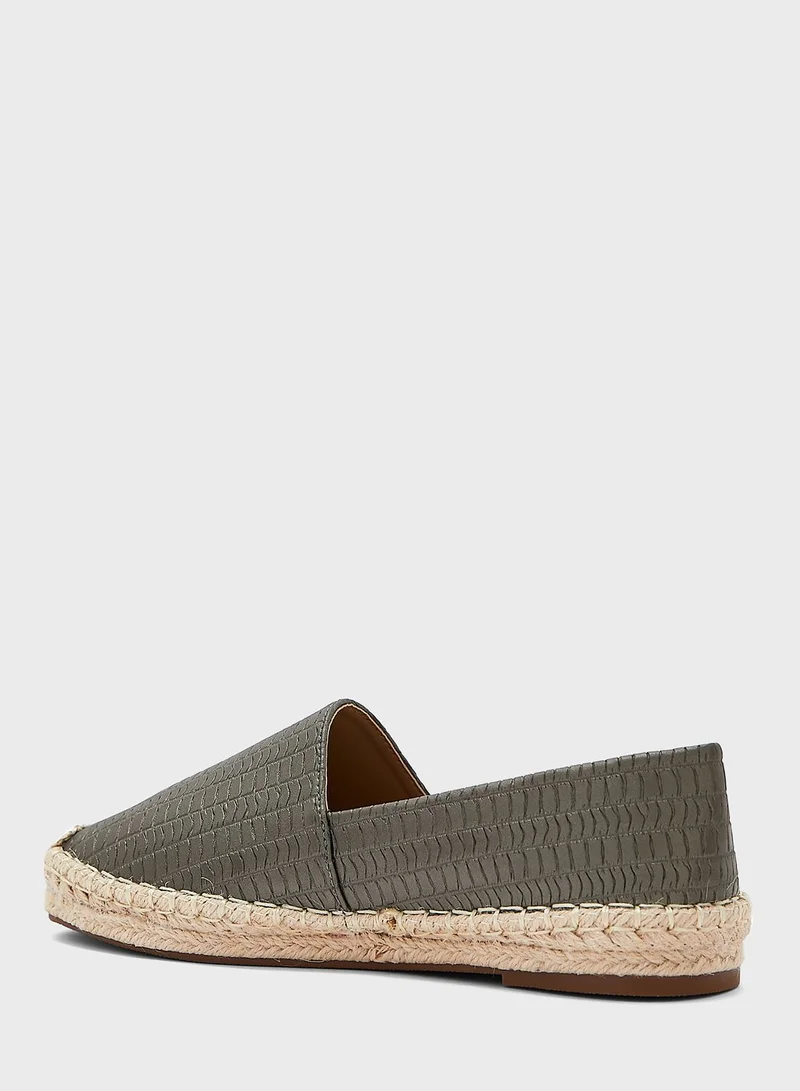 جينجر Textured Flat Espadrille