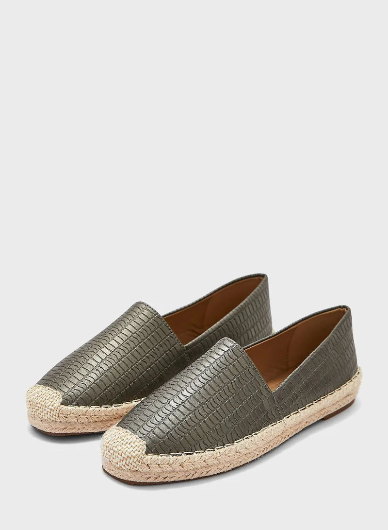 جينجر Textured Flat Espadrille