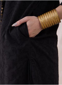 Femmella Embroidered Mandarin Collar Tunic with Straight Pant Co-Ords by Styli  - Image 5