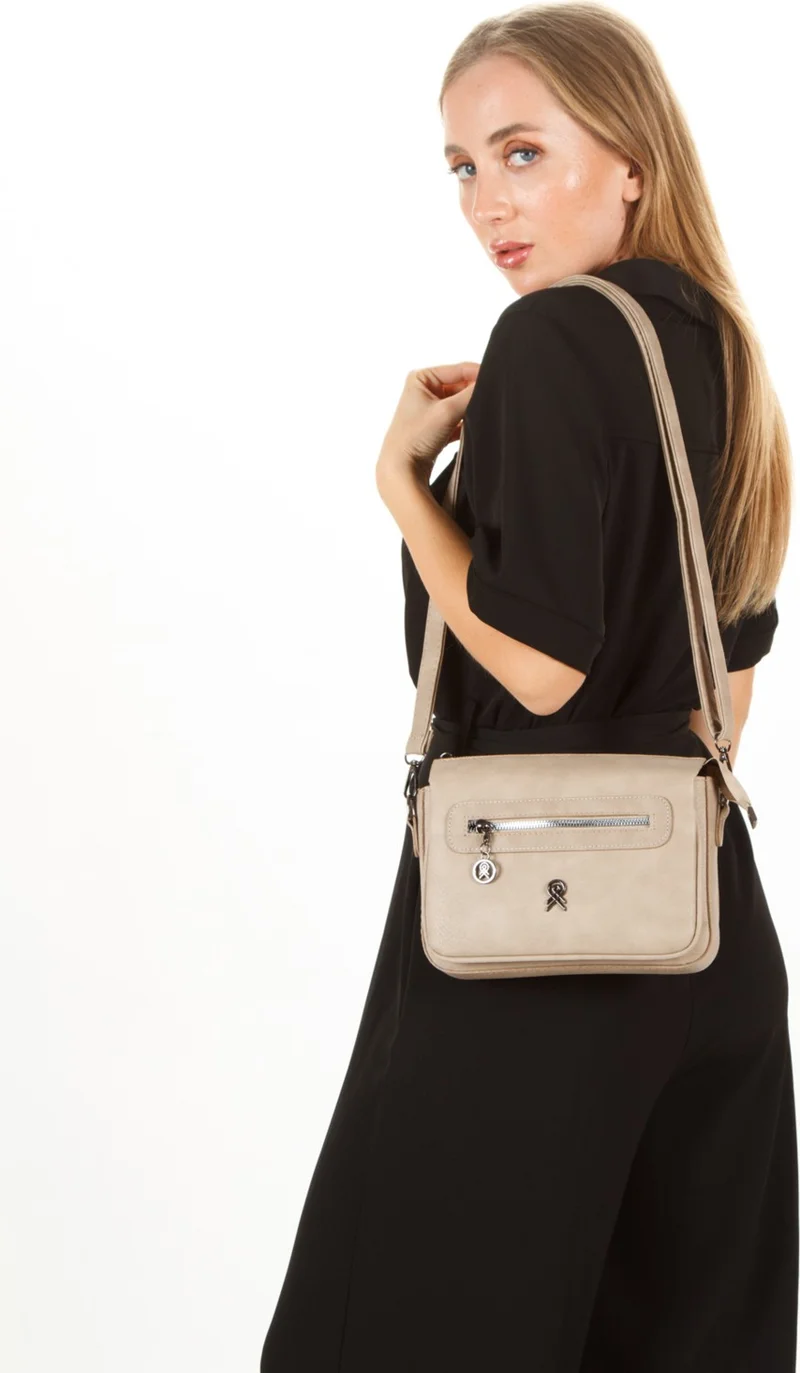 Newish Polo Women's Soft Dream Handbag and Shoulder Bag NEWPOLO287