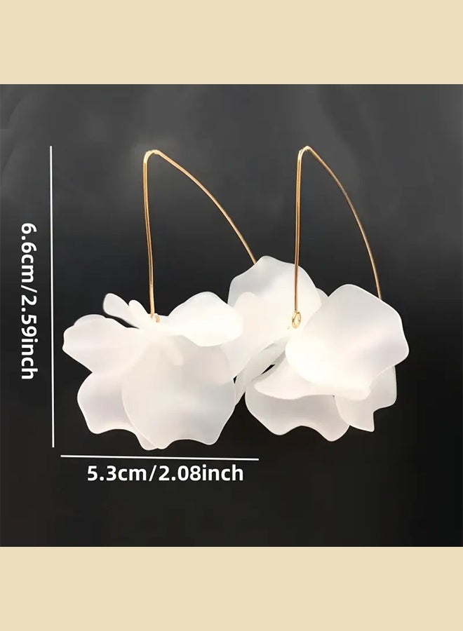 Ready For Chai Elegant Green Floral Petal Dangle Earrings - Chic Long Splicing Flower Design with Zinc Alloy Hooks, Perfect for Daily Wear & Gifting - Image 2