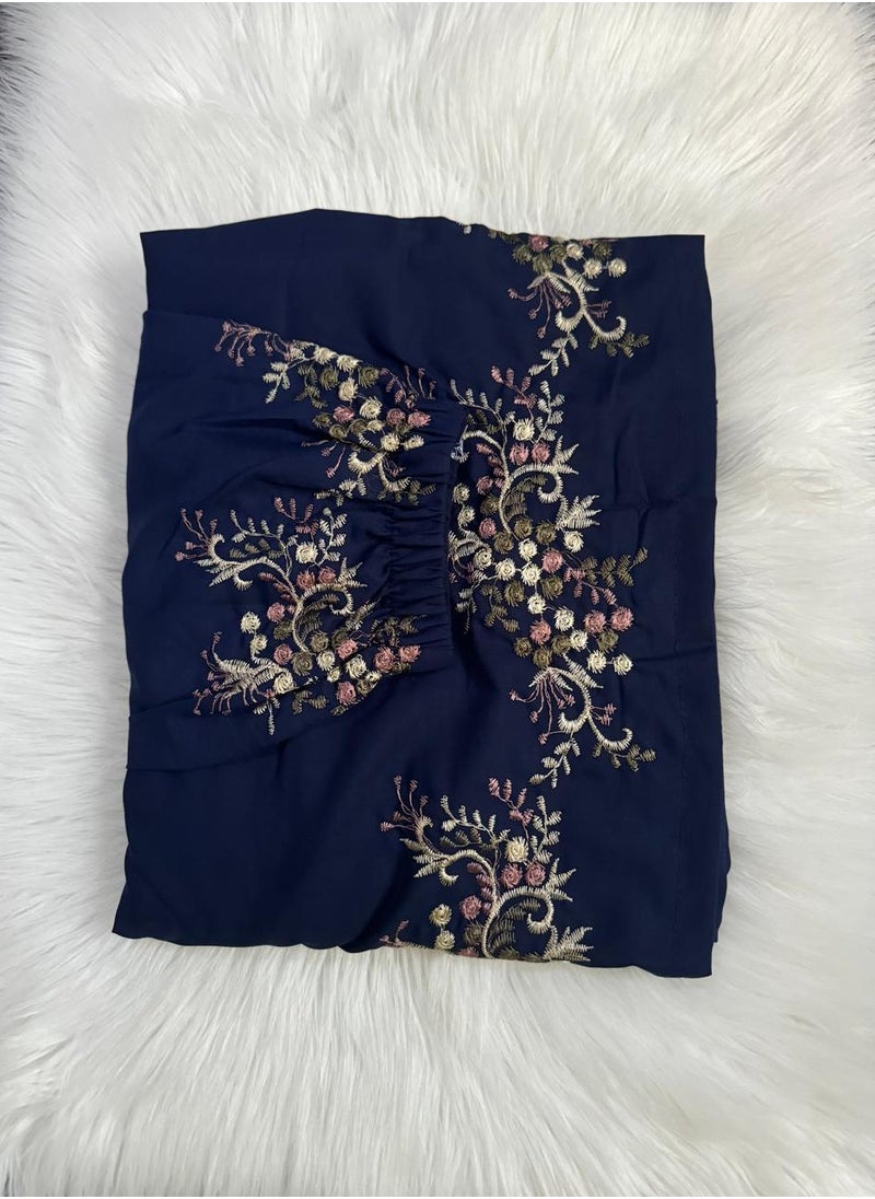 Brides Prayer rug set with embroidered scarf - navy blue  - Image 3