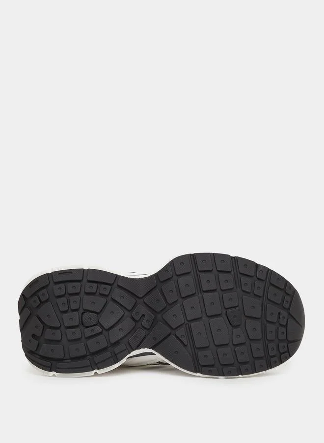 Styli Styli Chunky Sole Lace Up Sneakers