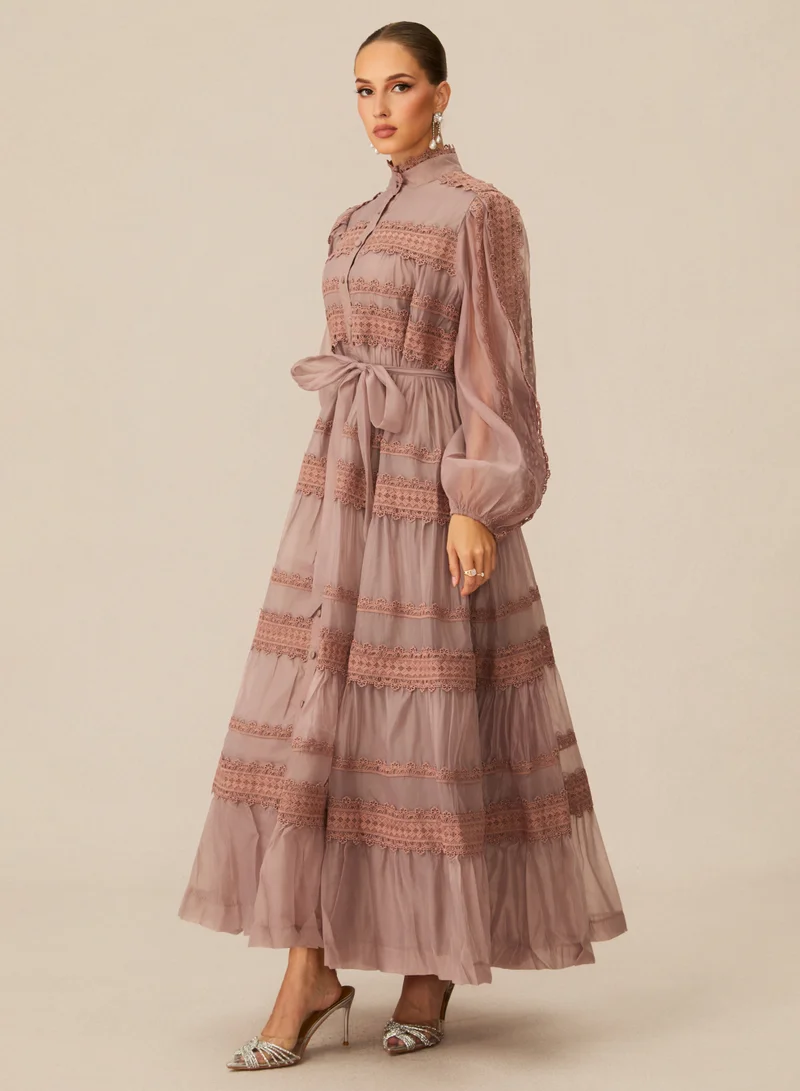 سنفير Captivating Personality Pink Lace Trimmed Maxi Dress