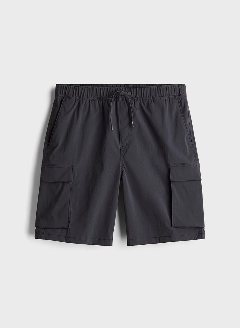 اتش اند ام Regular Fit Shorts