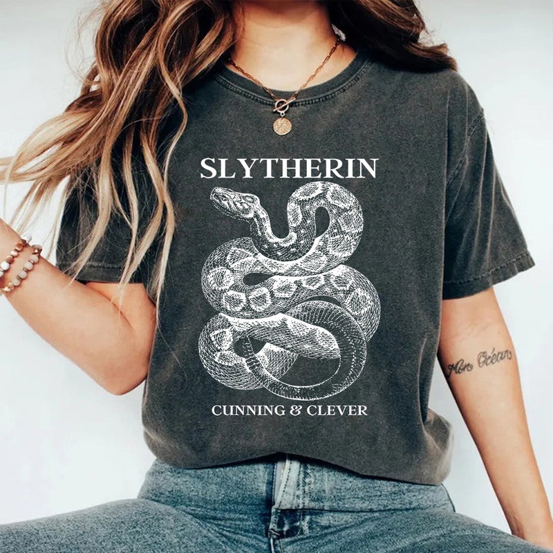 Women'S Summer American Retro Street Slytherin Snake Print Cotton Washed Old T-Shirt For Men And Women - Image 1