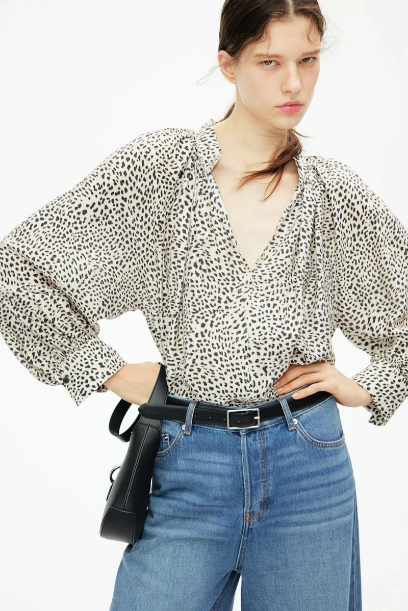 H&M Oversized blouse