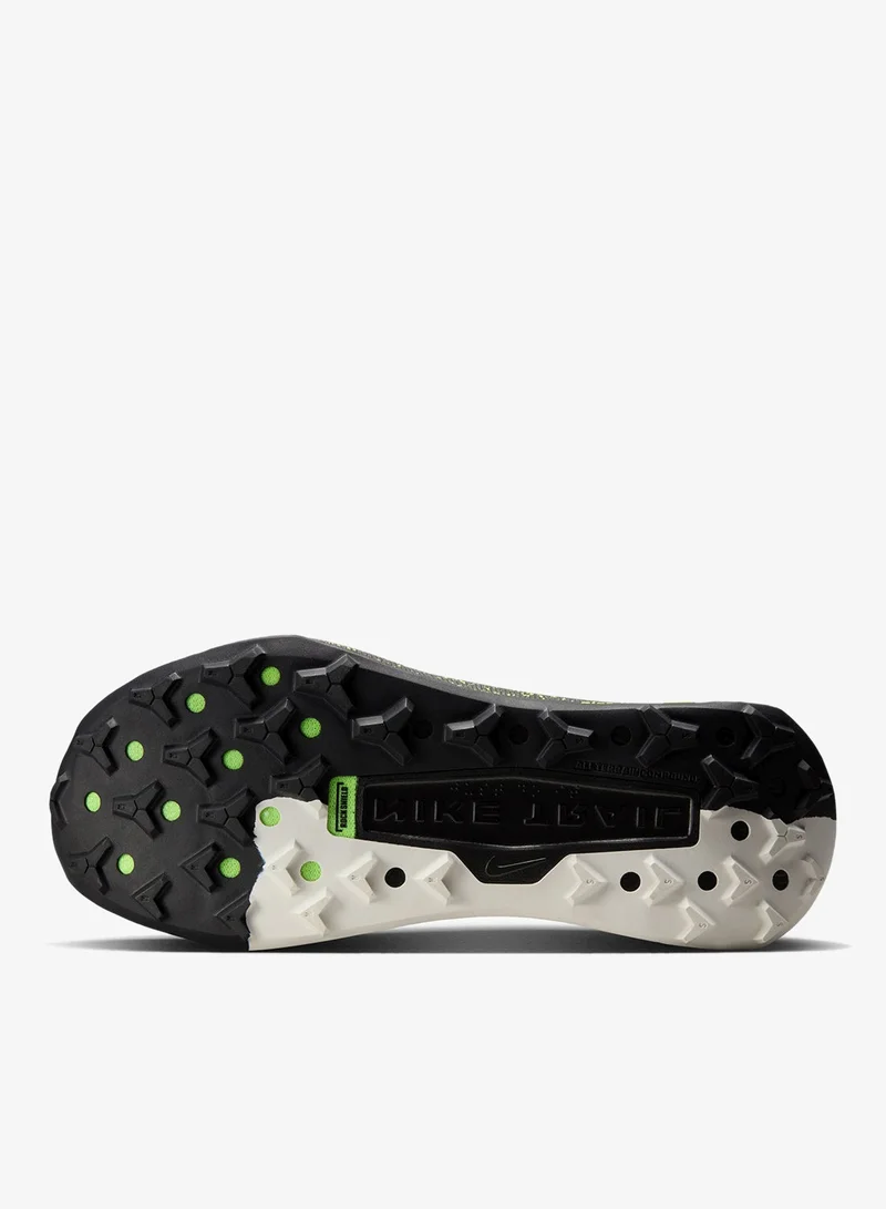 نايكي رياكتكس وايلدهورس