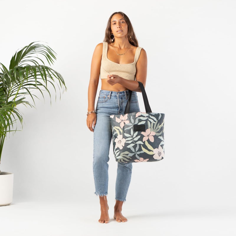 ALOHA Collection Day Tripper Tote Bag - Flora in Eve - Image 3
