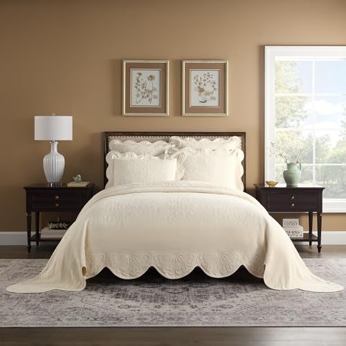 Historic Charleston Charleston Estate Modern Farmhouse Floral Matelasse Bedspread with Scalloped Edges 100 Cotton Breathable Bedding KingCal King Ivory Floral - Image 3