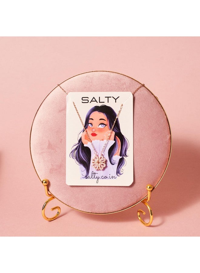 سالتي صندوق هدايا فاخر من SALTY للنساء والفتيات | سلسلة عنق | قلادة | أقراط | خاتم إصبع | أقراط مرصعة | قلادة | أنيقة وعصرية | هدية عيد ميلاد | مجوهرات جمالية | إكسسوارات للارتداء اليومي - Image 4