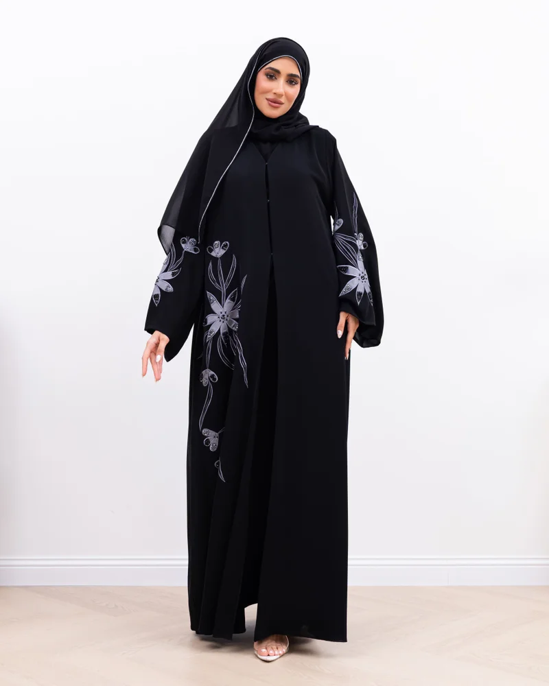 التلال فمينا  MALAK